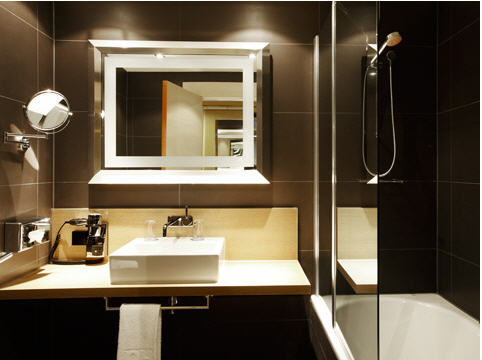 Hotel Nh 4*